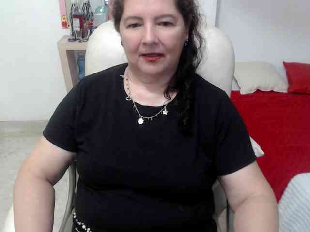 leonela-68 webcam