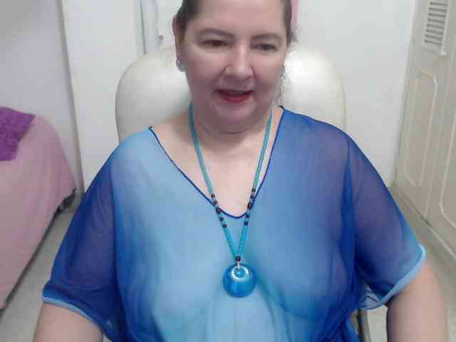 leonela-68 webcam