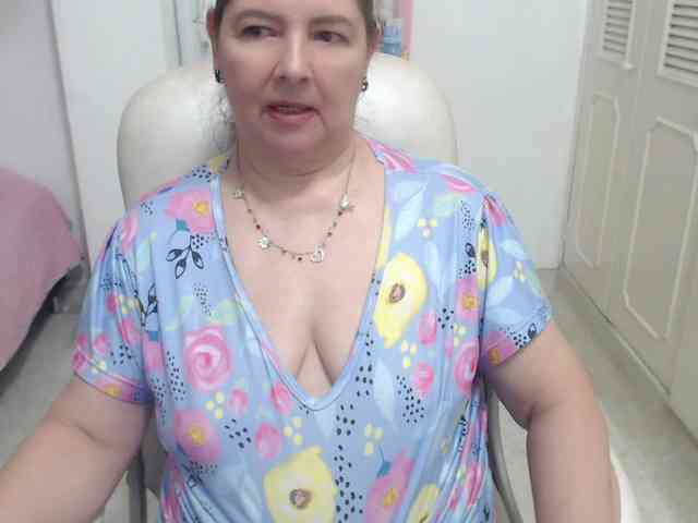 leonela-68 webcam