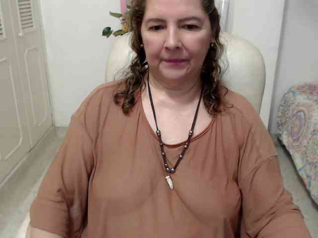 leonela-68 webcam