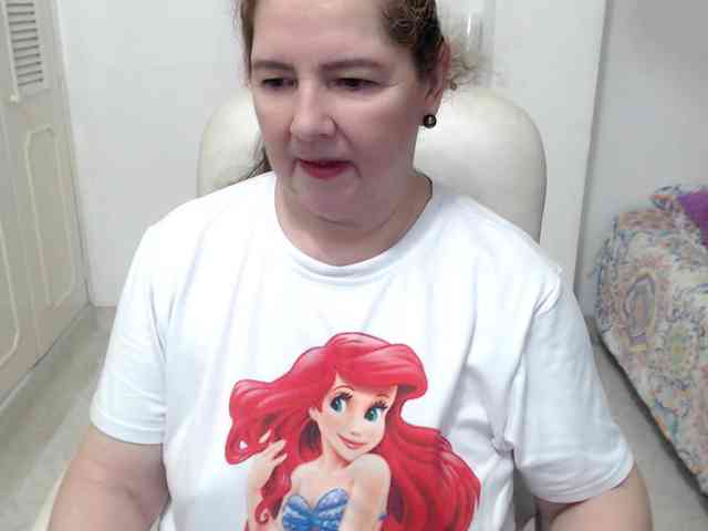 leonela-68 webcam