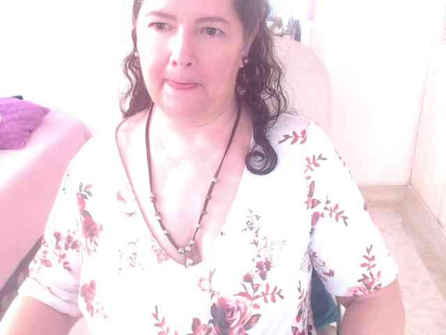 leonela-68 webcam