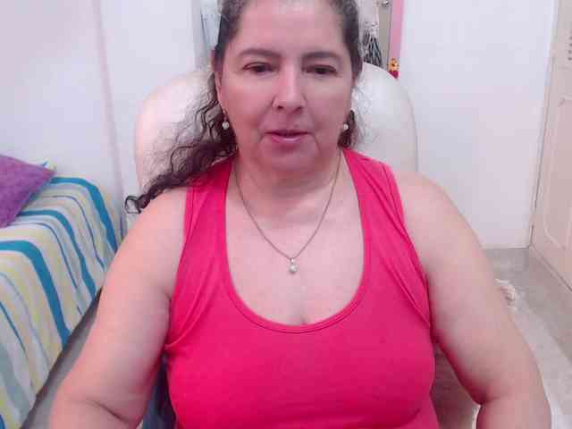 leonela-68 webcam