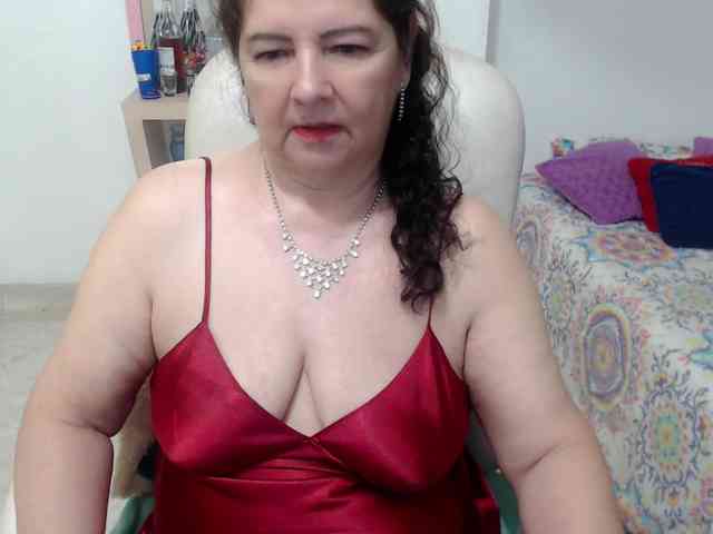 leonela-68 webcam