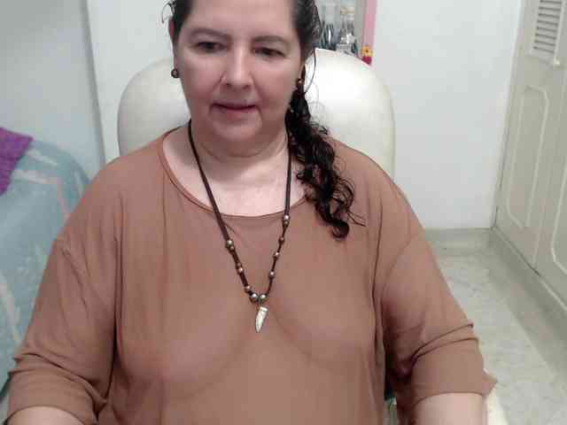 leonela-68 webcam