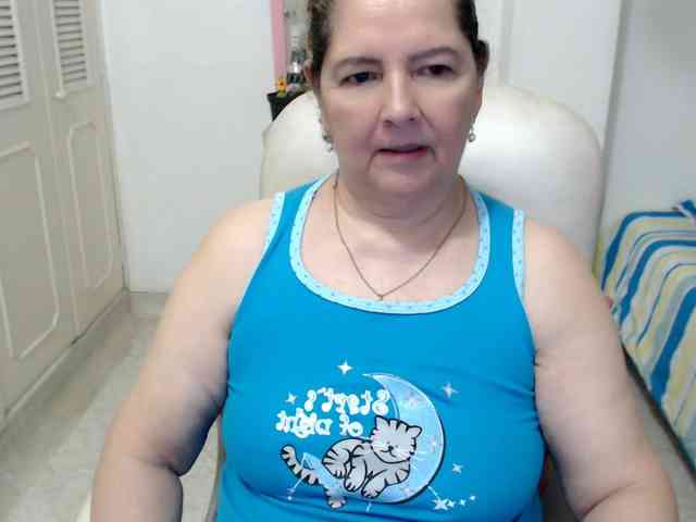 leonela-68
