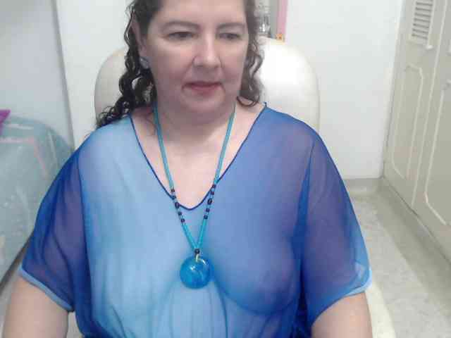 leonela-68 webcam