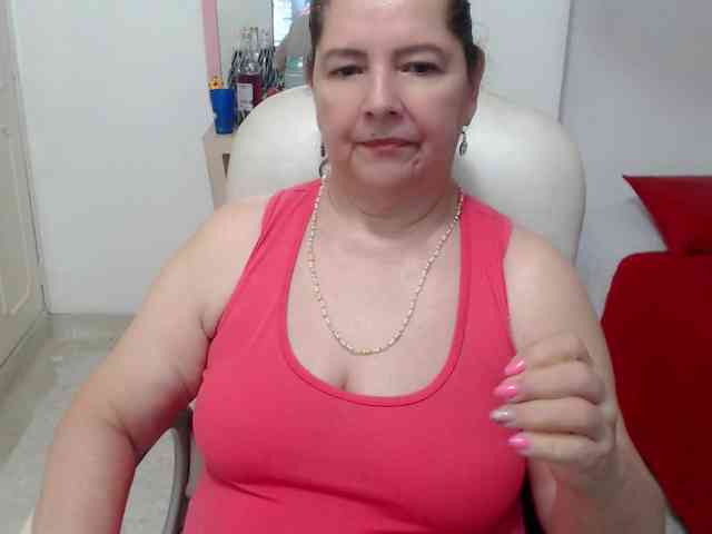 leonela-68