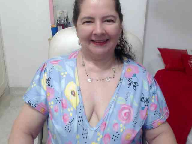 leonela-68 webcam