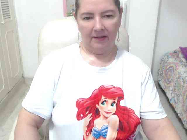 leonela-68 webcam