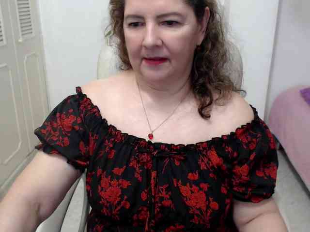 leonela-68