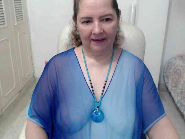 leonela-68 webcam