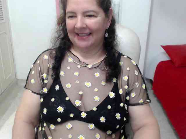 leonela-68 webcam