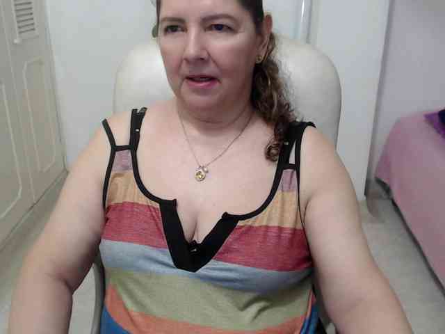 leonela-68