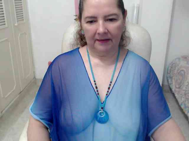 leonela-68 webcam