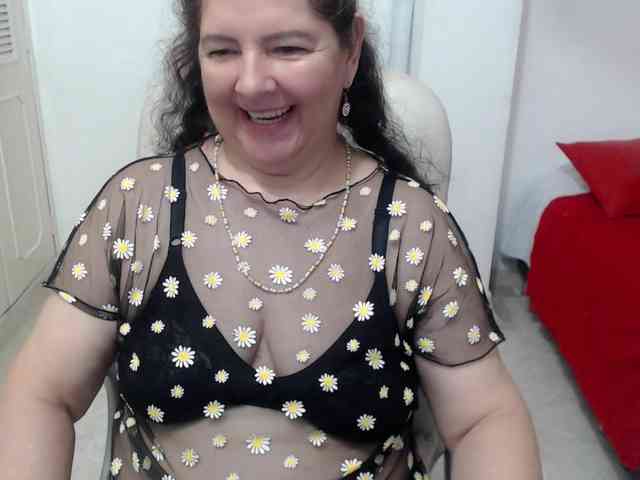 leonela-68 webcam