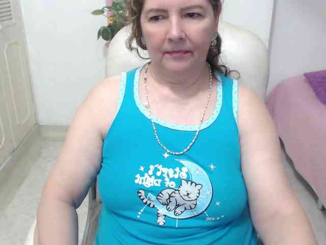 leonela-68 webcam
