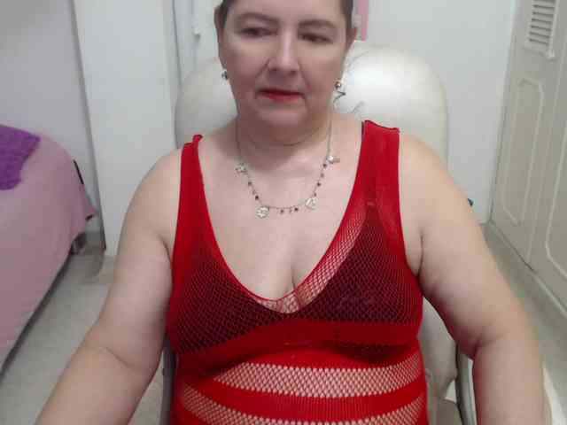 leonela-68 webcam