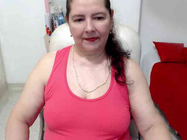 leonela-68