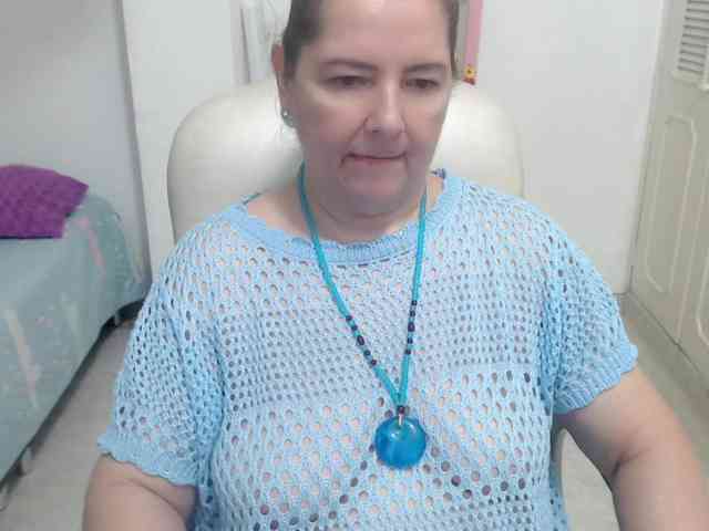 leonela-68 webcam