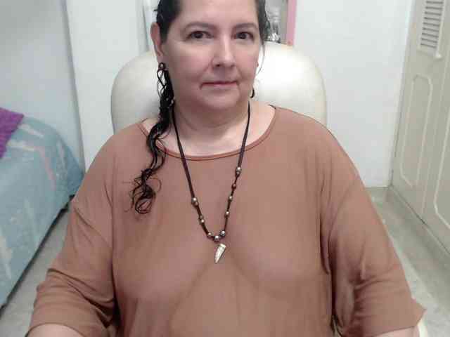 leonela-68 leonela-68