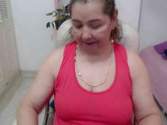 leonela-68 webcam