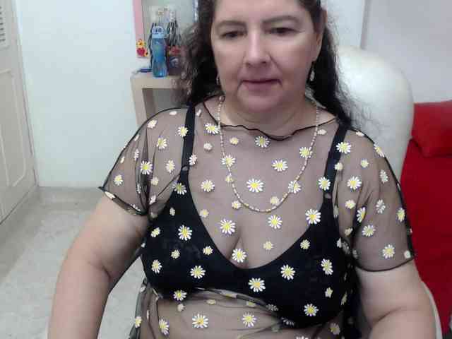 leonela-68 webcam