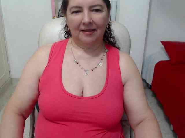leonela-68 webcam