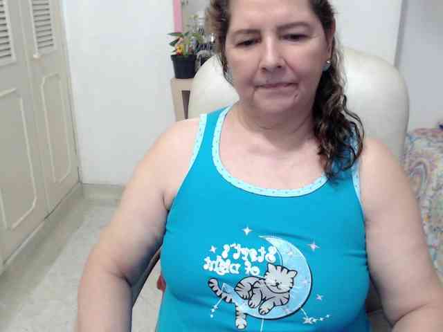 leonela-68 webcam