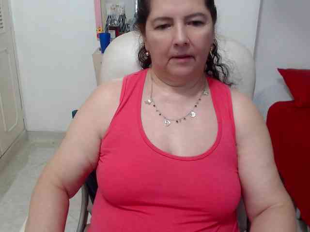 leonela-68