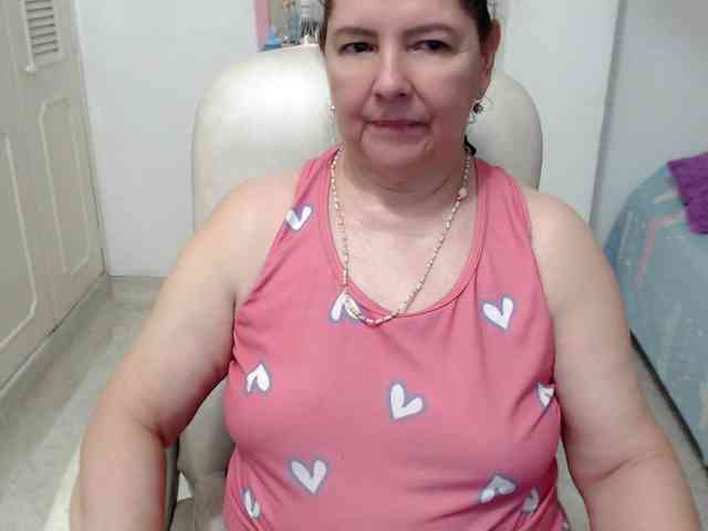 leonela-68 webcam