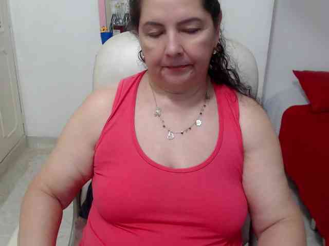 leonela-68 webcam