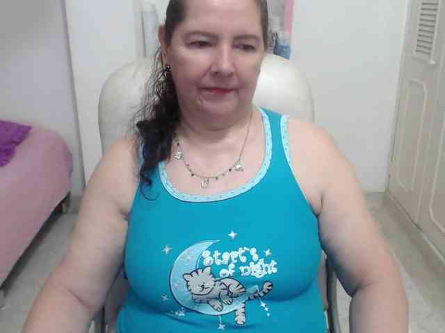 leonela-68 webcam