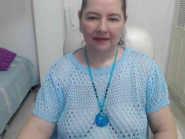 leonela-68