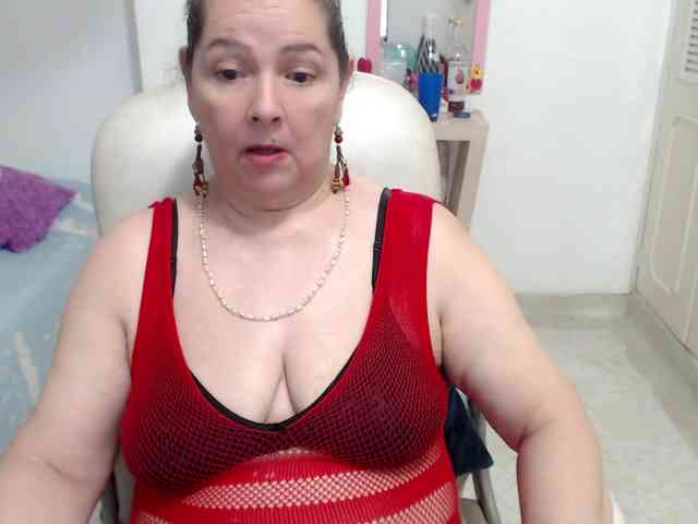 leonela-68 webcam