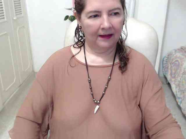 leonela-68 webcam