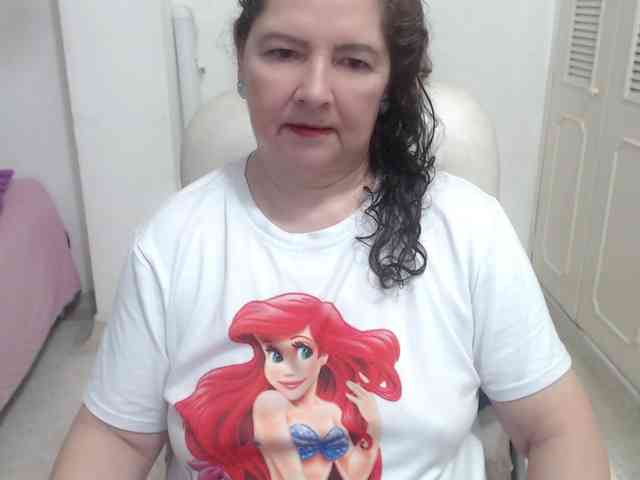 leonela-68 webcam