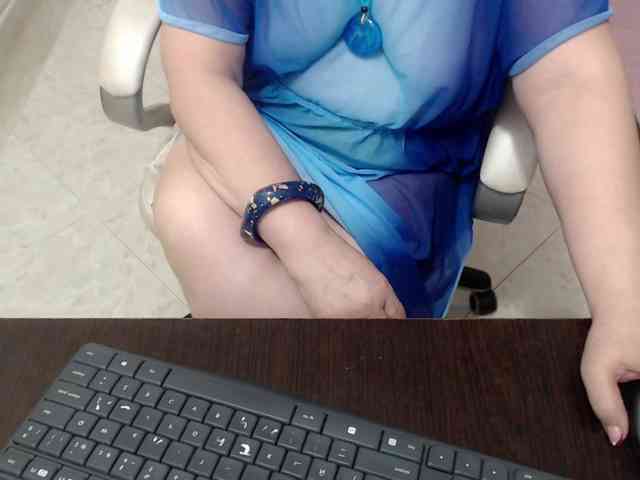 leonela-68 webcam