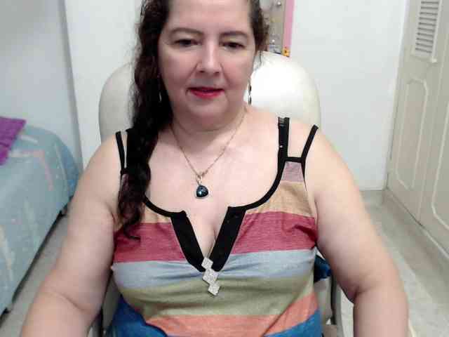 leonela-68 webcam