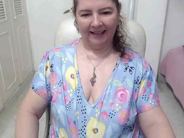 leonela-68 webcam