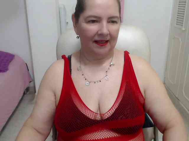 leonela-68 webcam