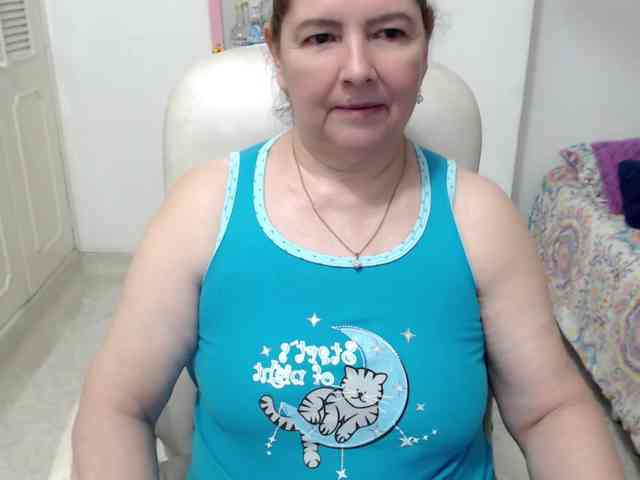 leonela-68 Live Webcam on BongaCams