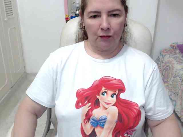 leonela-68 webcam