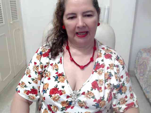 leonela-68 webcam