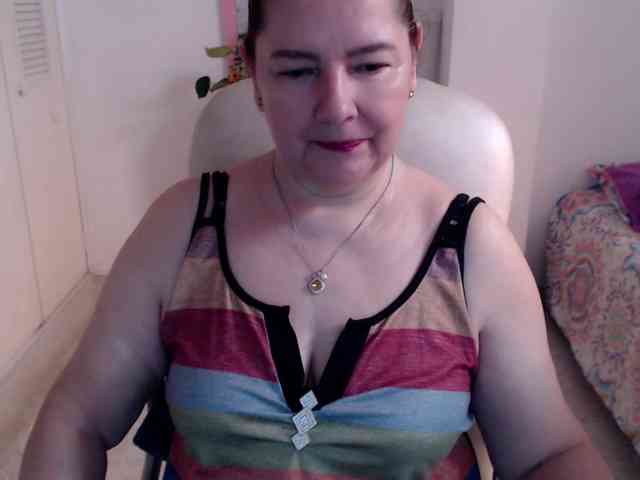 leonela-68 webcam