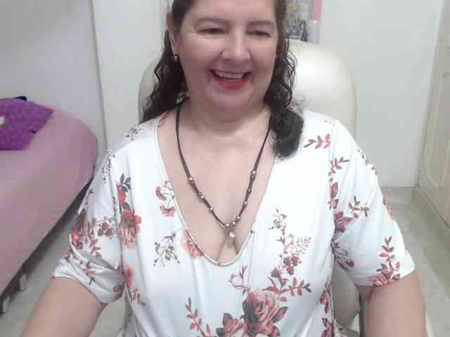 leonela-68 webcam