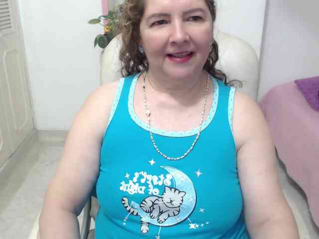 leonela-68 webcam