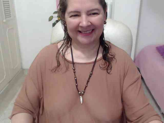 leonela-68 webcam