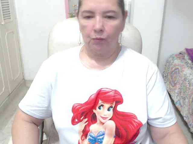 leonela-68 webcam
