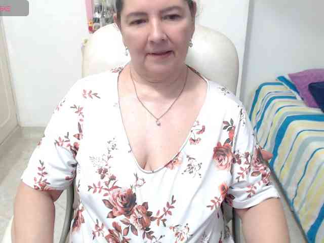 leonela-68 webcam